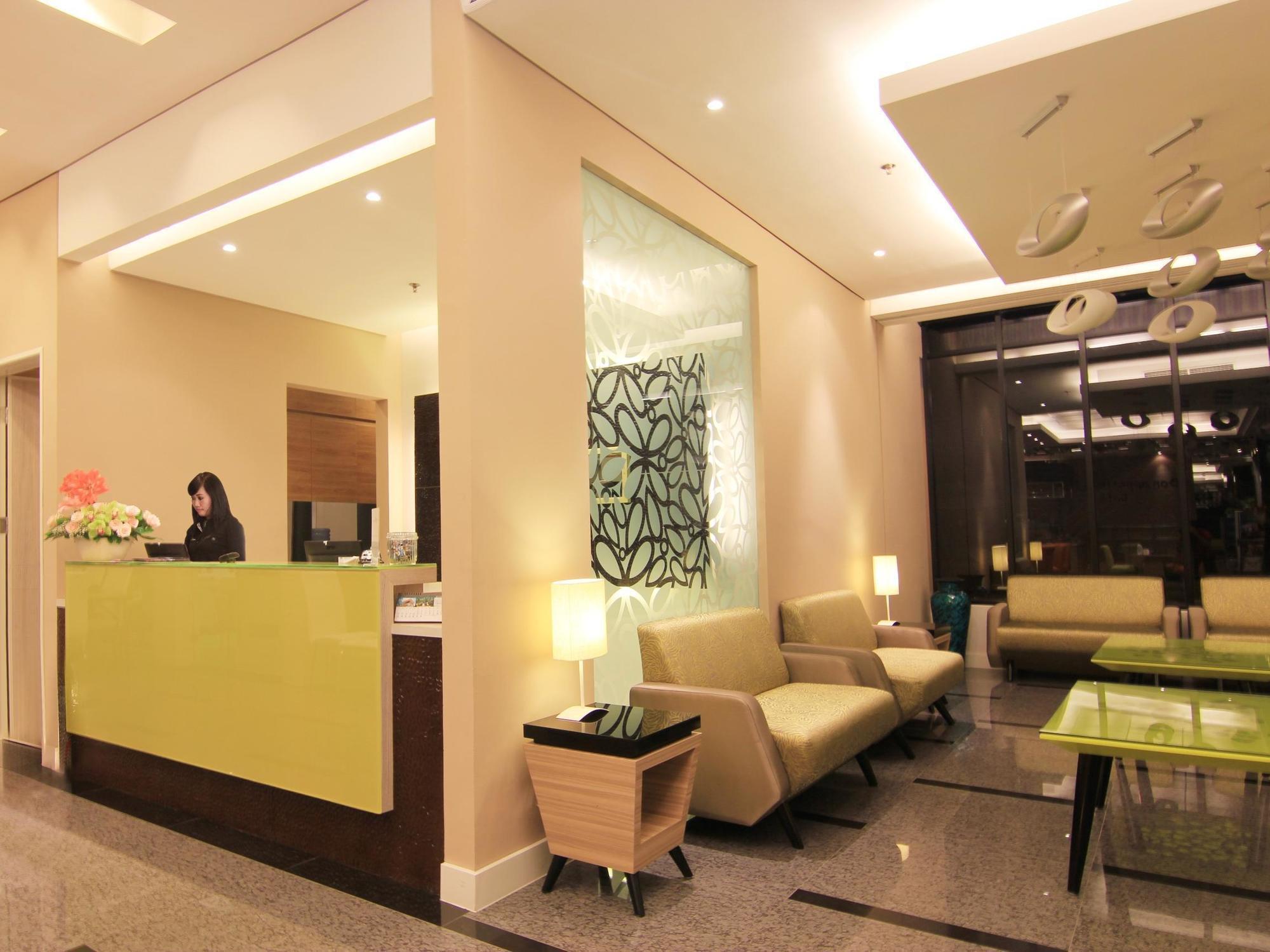 Royal City Hotel Джакарта Экстерьер фото