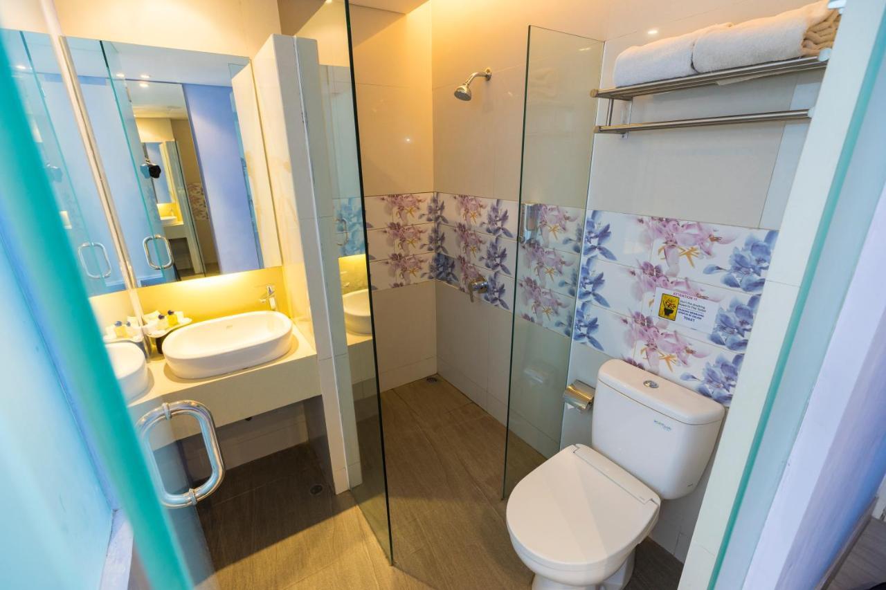 Royal City Hotel Джакарта Экстерьер фото
